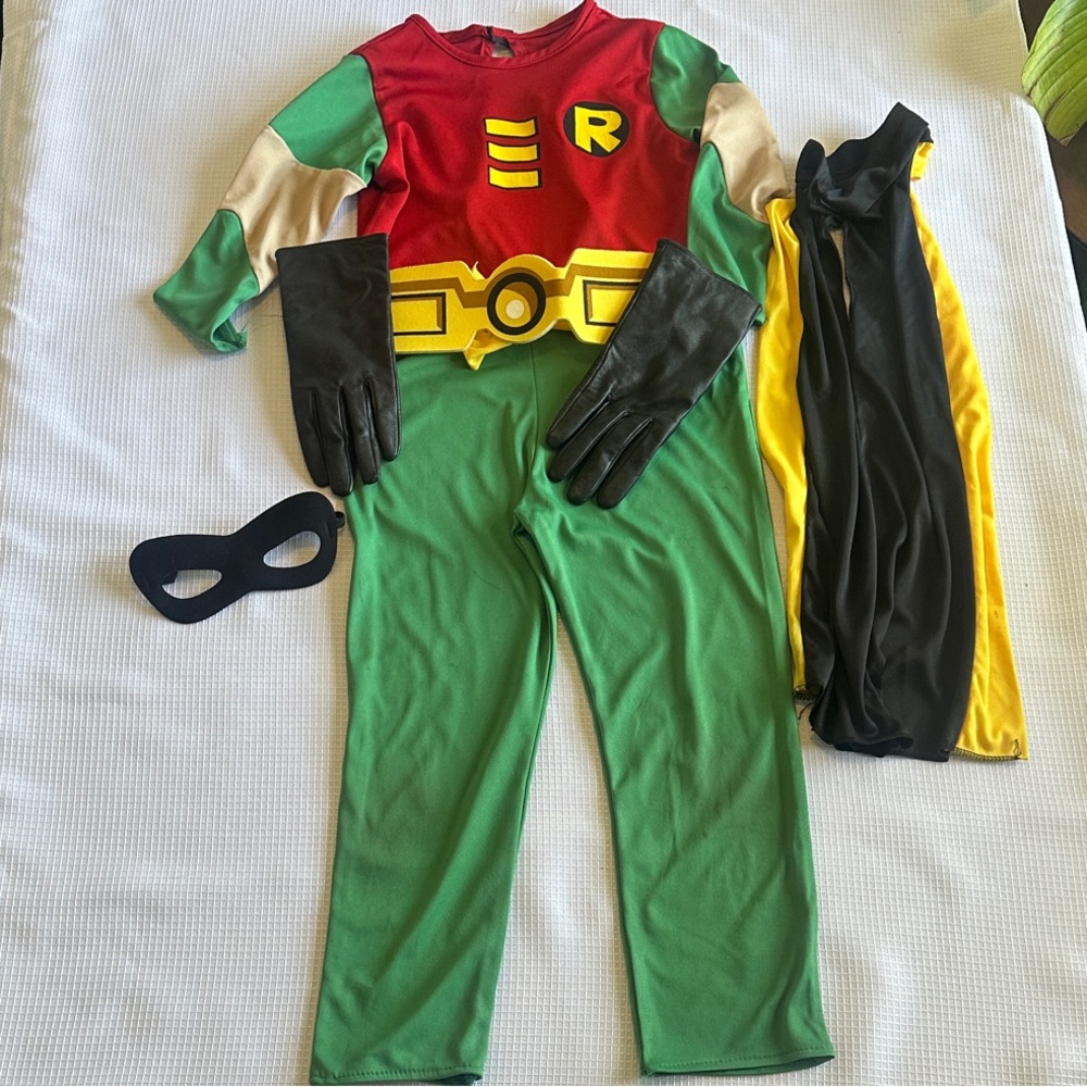 Kids Robin Superhero Costume w/ Cape, Mask, Belt & Gloves